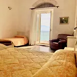 Rocca Sul Mare