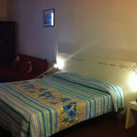 Rocca Sul Mare Hotel *