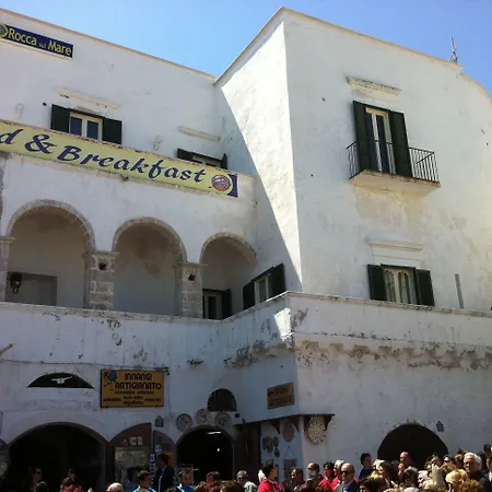 Rocca Sul Mare Hotel *