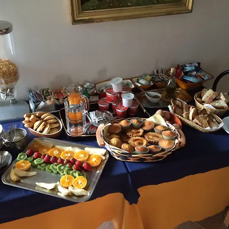 Rocca Sul Mare * فيستَ