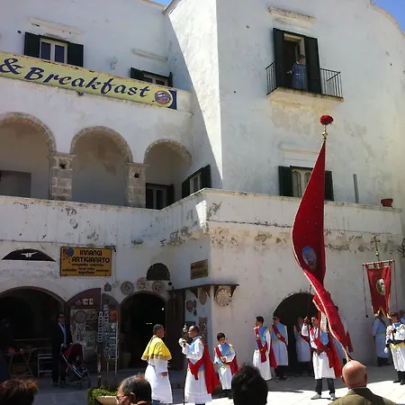 Rocca Sul Mare Hotel *