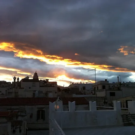 מלון Rocca Sul Mare ויאסטה
